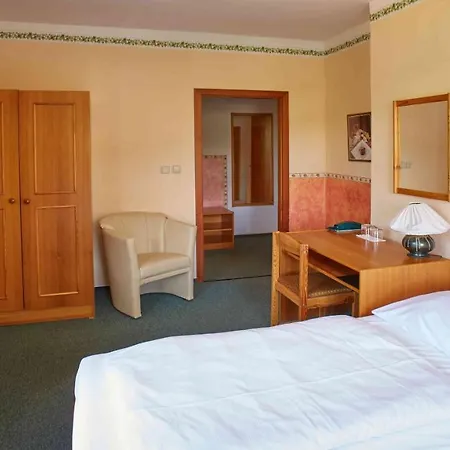 Hotel Lasakuv Mlyn 3*